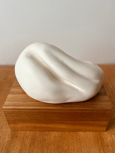 Sleeping Woman - Sculpture 04